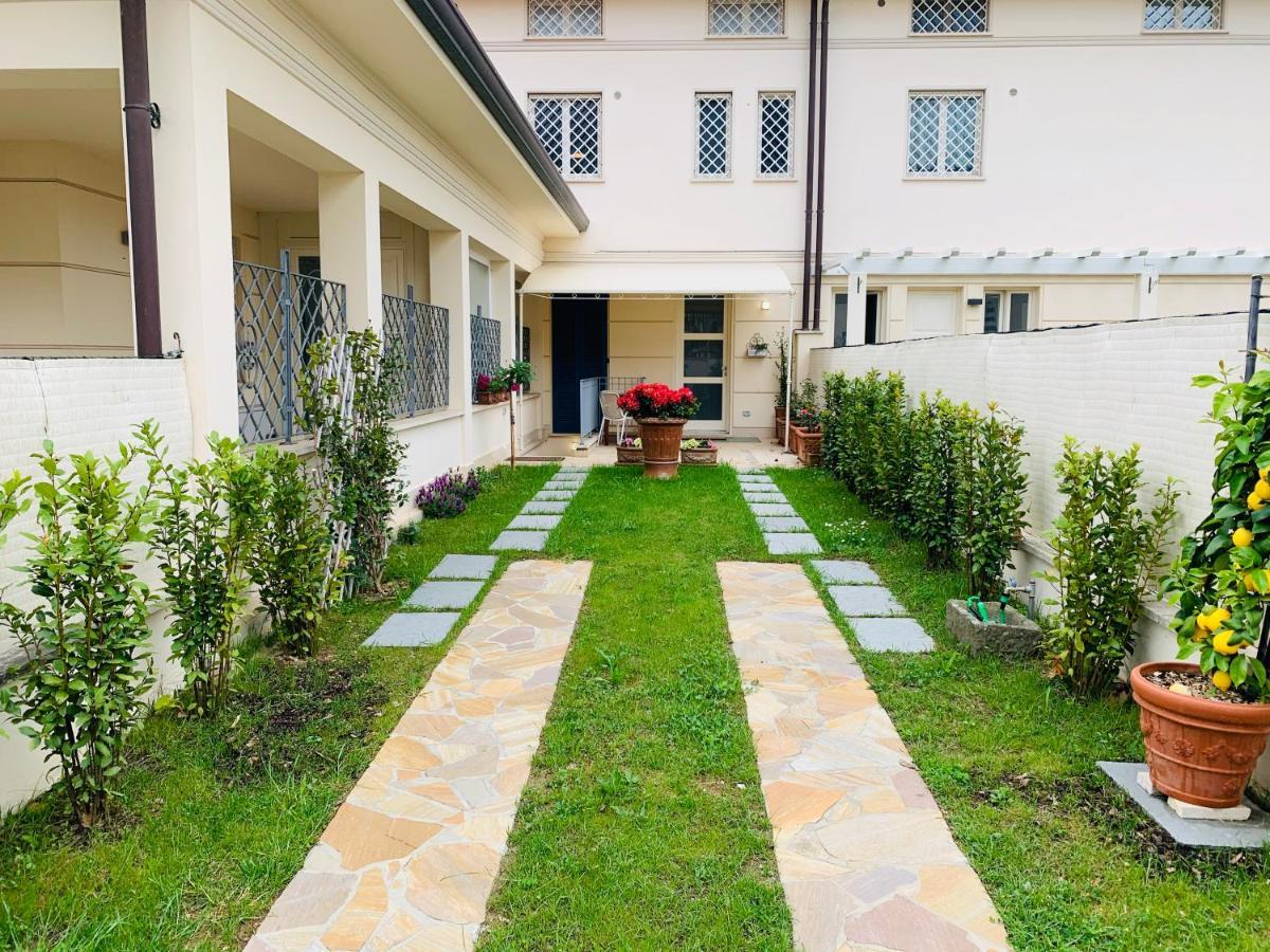 Cb House Holiday Пиетрасанта Екстериор снимка
